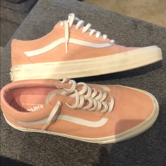 Vans - Picture 1 of 1